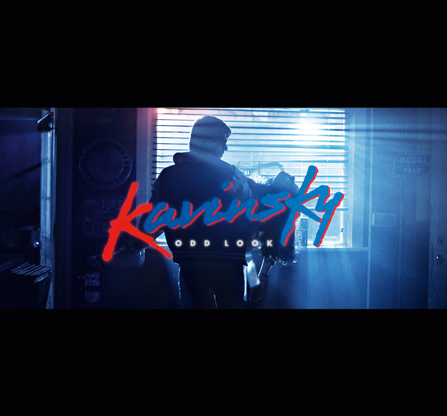 Kavinsky - Odd Look [EP vinyl w/ The Weeknd]